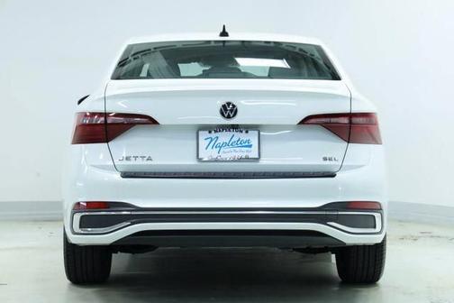 White 2023 Volkswagen Jetta SEL