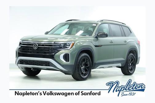 Green Pearl 2026 Volkswagen Atlas 2.0T Peak Edition