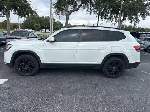 2023 Volkswagen Atlas 2.0T SE w/Technology