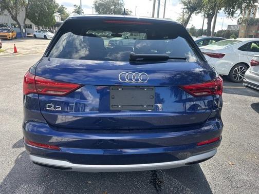 2022 Audi Q3 Premium