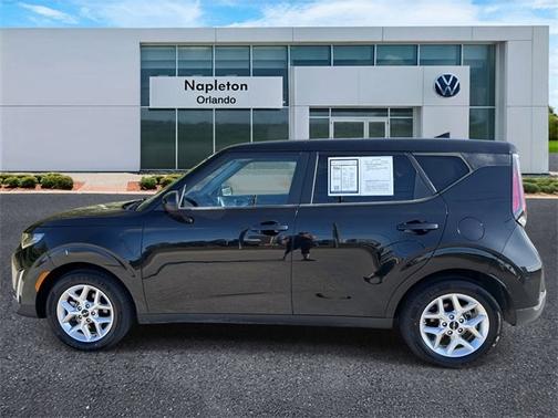 2024 Kia Soul LX