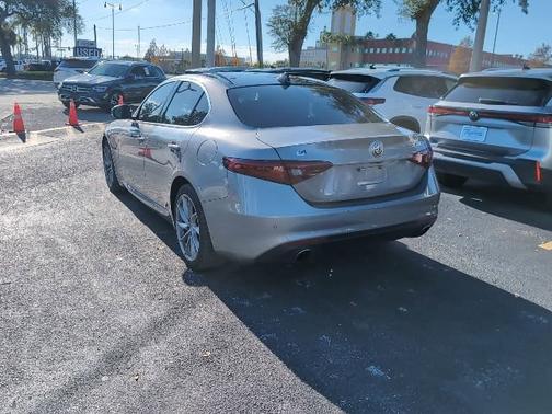 2020 Alfa Romeo Giulia Base