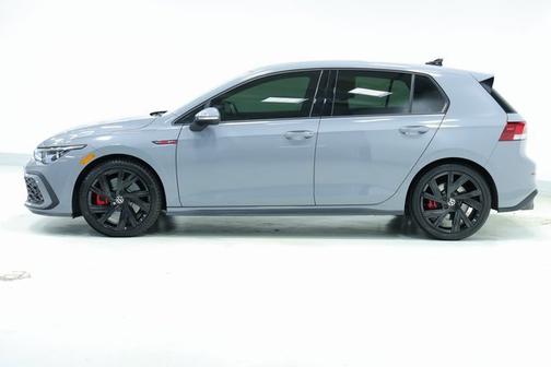 2022 Volkswagen Golf GTI SE