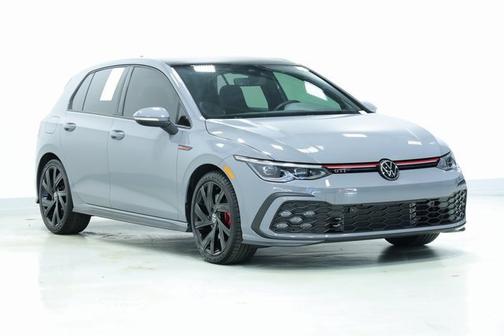 2022 Volkswagen Golf GTI SE