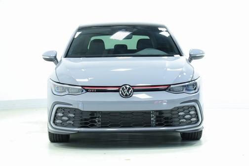 2022 Volkswagen Golf GTI SE