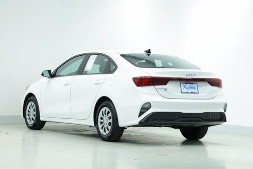 2022 Kia Forte FE