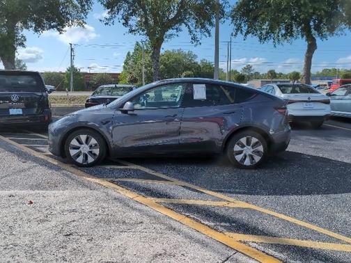 Gray 2021 Tesla Model Y Long Range