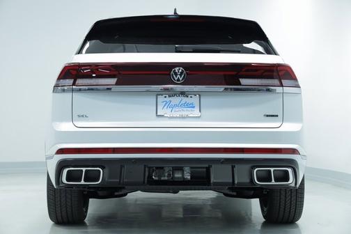2025 Volkswagen Atlas Cross Sport 2.0T SEL Premium R-Line