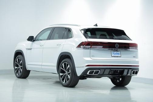 2025 Volkswagen Atlas Cross Sport 2.0T SEL Premium R-Line