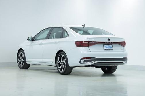 2026 Volkswagen Jetta SEL