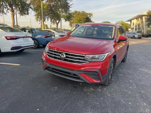 2022 Volkswagen Tiguan SE