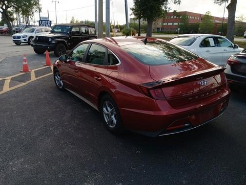 2023 Hyundai SONATA SE