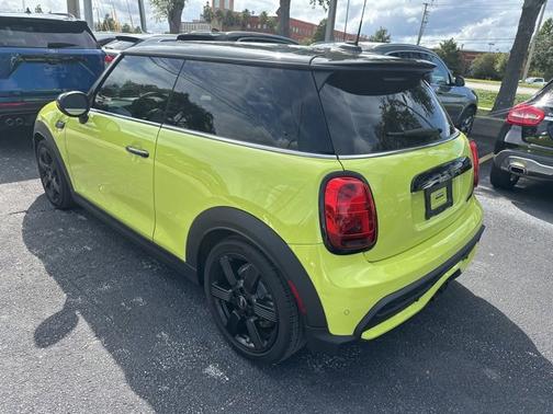 2023 MINI Hardtop Cooper S Classic