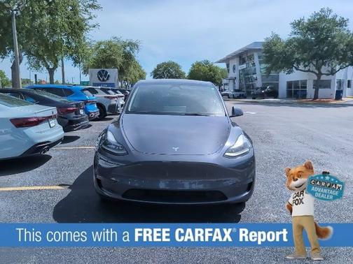Gray 2023 Tesla Model Y Long Range