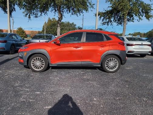 2020 Hyundai KONA SEL