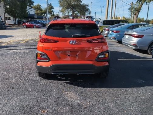 2020 Hyundai KONA SEL