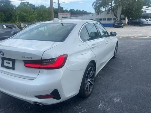 Mineral White Metallic 2020 BMW 330 i xDrive