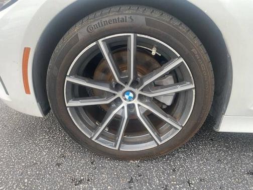 Mineral White Metallic 2020 BMW 330 i xDrive