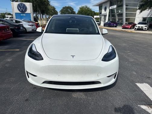 2024 Tesla Model Y Standard Range