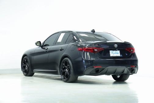 2023 Alfa Romeo Giulia Estrema