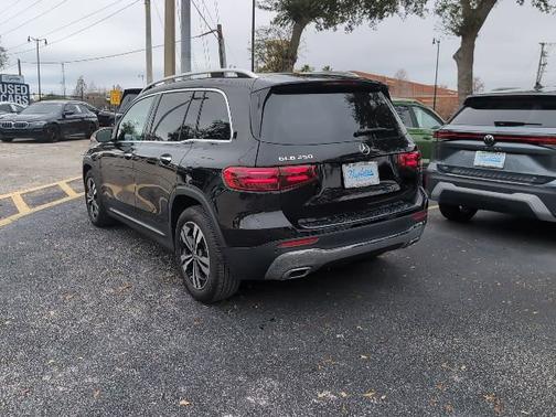 2024 Mercedes-Benz GLB 250 GLB 250