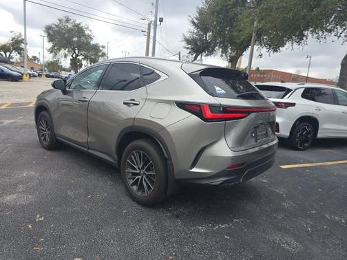 2024 Lexus NX 250 Premium
