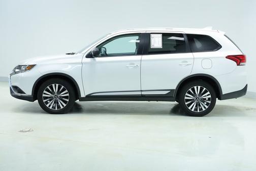 2020 Mitsubishi Outlander ES
