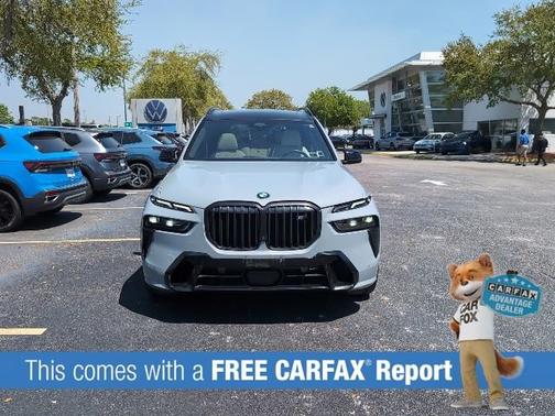 2024 BMW X7 M60i