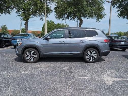 Gray 2024 Volkswagen Atlas 2.0T SE w/Technology