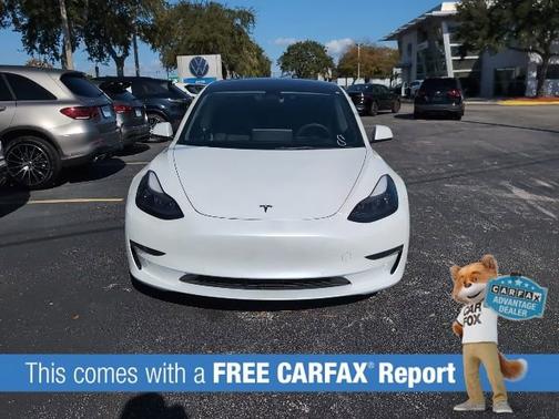 2022 Tesla Model 3 Base
