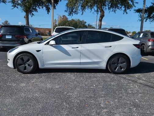 2022 Tesla Model 3 Base