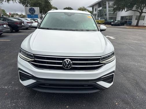 2022 Volkswagen Tiguan SE