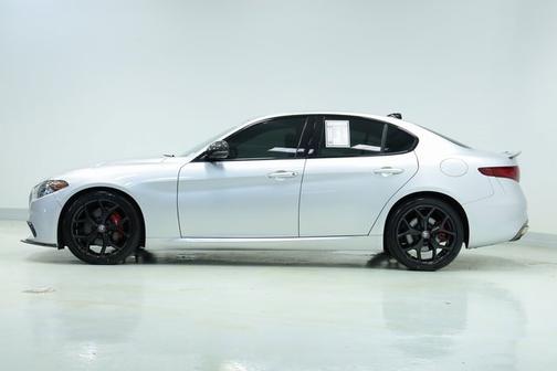 2020 Alfa Romeo Giulia Base
