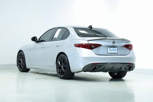 2020 Alfa Romeo Giulia Base