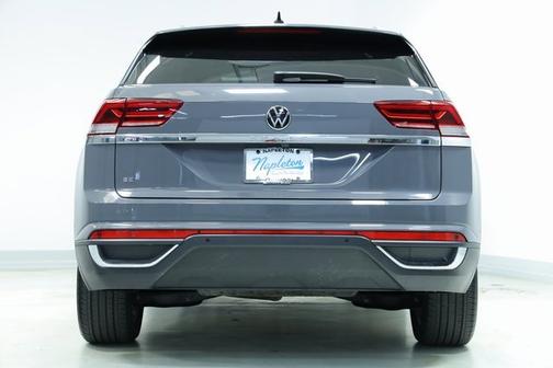 2022 Volkswagen Atlas Cross Sport 2.0T SE w/Technology