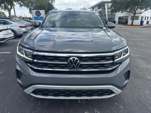2022 Volkswagen Atlas Cross Sport 2.0T SE w/Technology