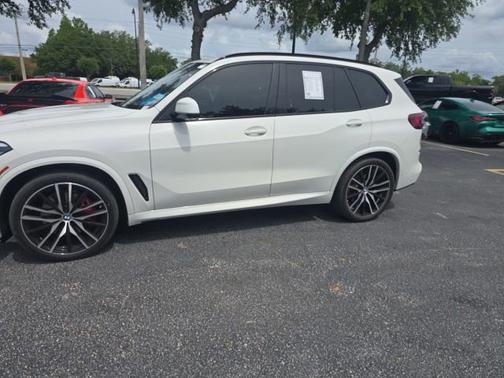 Alpine White 2023 BMW X5 sDrive40i