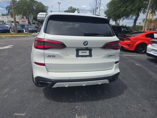 Alpine White 2023 BMW X5 sDrive40i