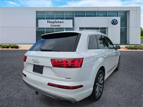 2019 Audi Q7 SE Premium Plus