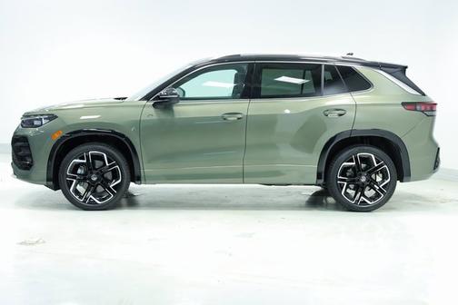 2026 Volkswagen Tiguan SEL R-Line Turbo