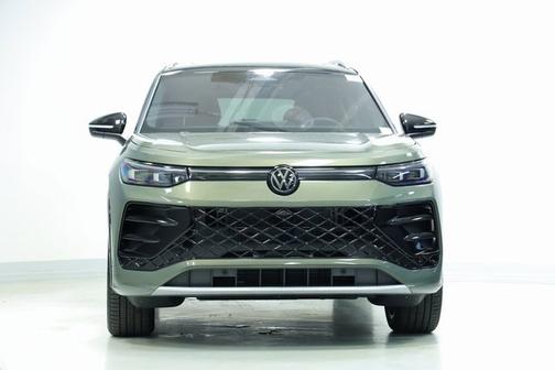 2026 Volkswagen Tiguan SEL R-Line Turbo
