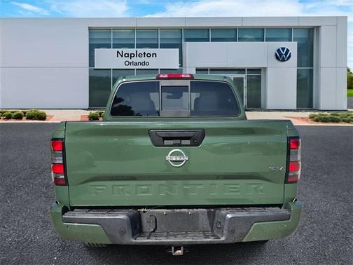 2022 Nissan Frontier SV