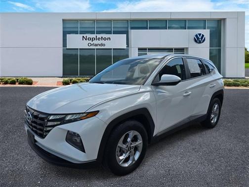 2024 Hyundai TUCSON SE