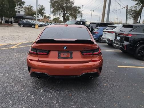 2021 BMW 330 i