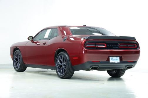 Octane Red Pearlcoat 2020 Dodge Challenger SXT