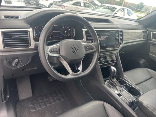 2023 Volkswagen Atlas Cross Sport 3.6L V6 SE w/Technology