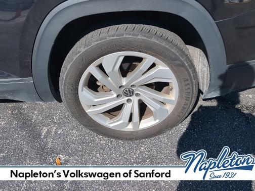 2022 Volkswagen Atlas 3.6L V6 SE w/Technology