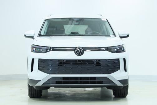 2025 Volkswagen Tiguan SE