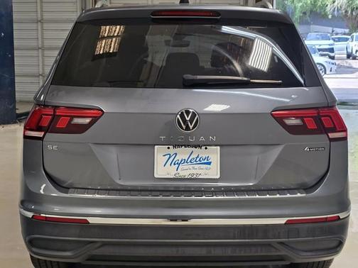 Gray 2022 Volkswagen Tiguan SE