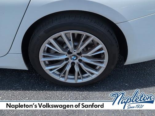 2023 BMW 330 330i